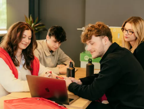 Deviens Chef de Projet Digital avec Factory !