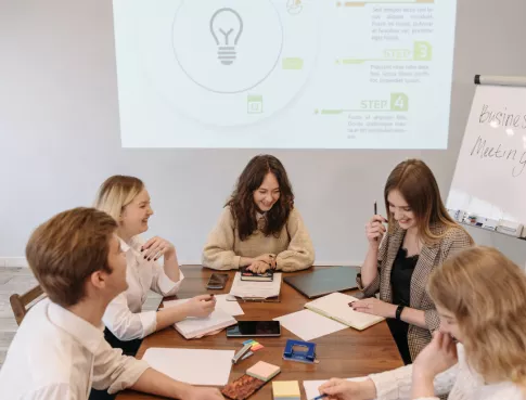 6 métiers après un bachelor commerce !