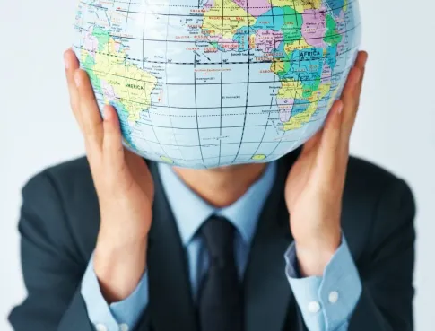 Osez l'international avec l'IPAC Bachelor Factory : cap sur nos universités partenaires
