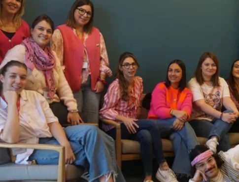 Un mois d’octobre haut en couleurs dans école de commerce à Caen