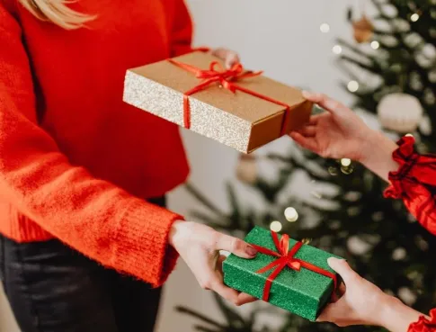 10 id&eacute;es cadeaux &agrave; 10&euro; pour le Secret Santa