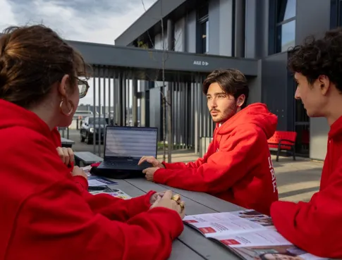 Apprends &agrave; convaincre