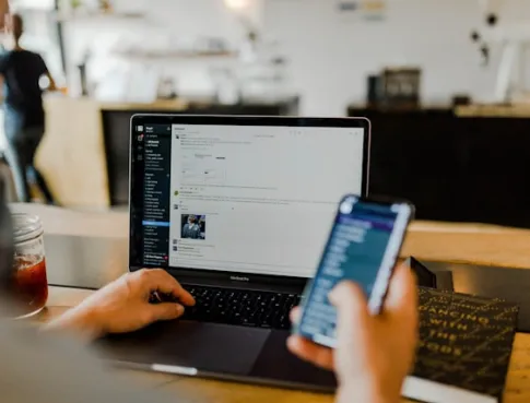 Aide les entreprises &agrave; mieux fonctionner