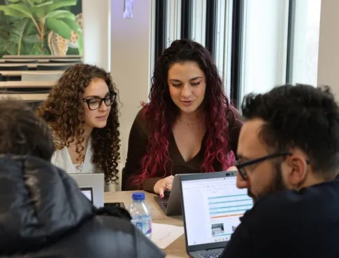 Cr&eacute;e du contenu qui divertit