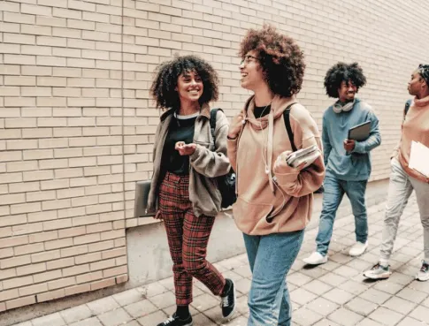 Vie &eacute;tudiante en &eacute;cole de commerce : &agrave; quoi t&rsquo;attendre