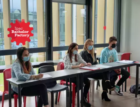 Bachelor Banque et Assurance : une pédagogie ancrée dans la réalité professionnelle
