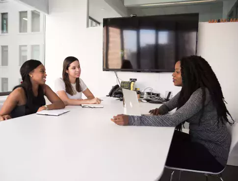 Travailler dans une petite équipe en RH, c’est comment ?