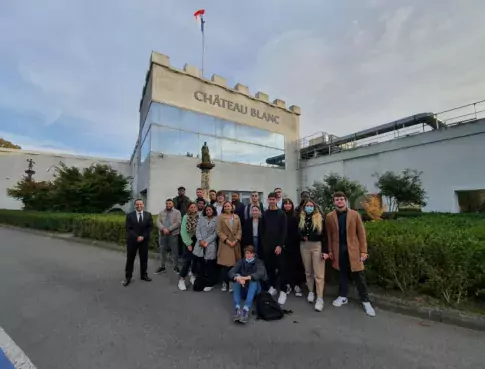 Visite au siège du groupe Holder
