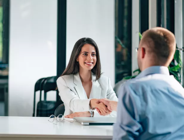 le-role-strategique-des-ressources-humaines-dans-une-entreprise-formation-bachelor-ressources-humaines-ecole-de-commerce-ipac-bachelor-factory-bordeaux