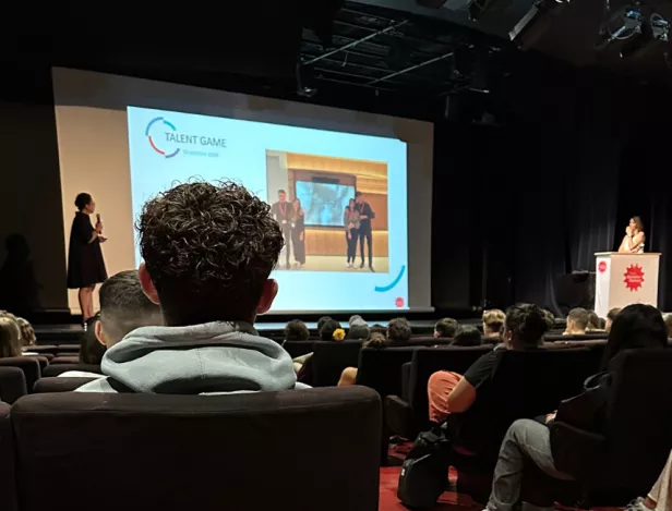 C’est-la-rentrée-à-l’Ipac-Bachelor-Factory-d’Annecy-!-