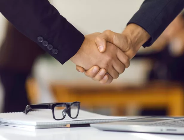 bachelor-commerce-marketing-negociation-bordeaux