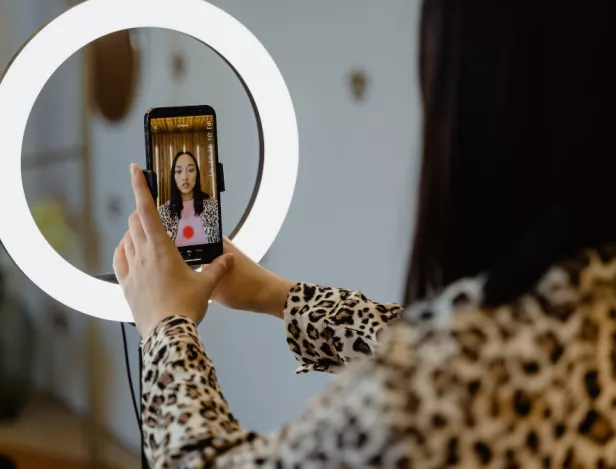 Pourquoi-utiliser-Tiktok-pour-développer-ses-ventes-e-commerce