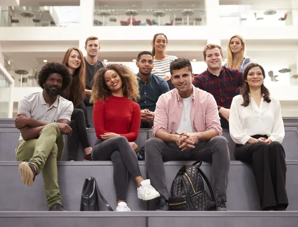 Comment-bien-choisir-son-orientation-après-le-Bac-Ipac-Bachelor-Factory