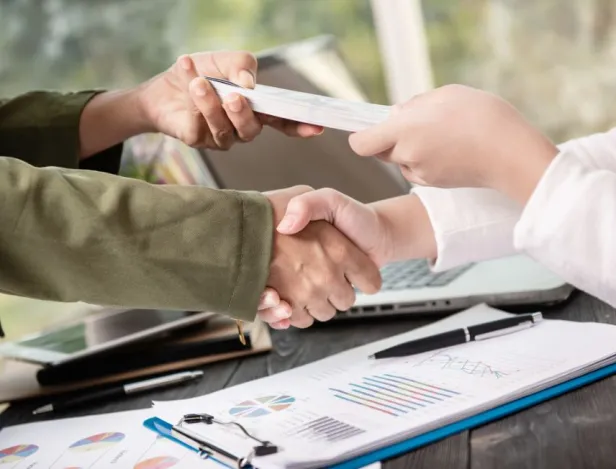 Reinventer-la-banque-pour-un-avenir-durable-et-solidaire
