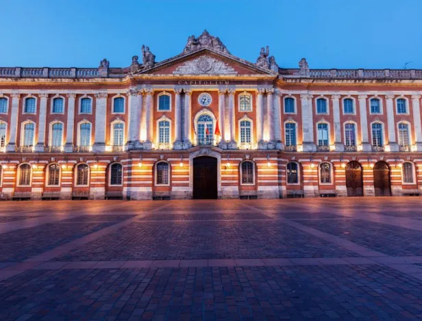 Étudier-ville-innovation-opportunités-Ipac-Bachelor-Factory-Toulouse