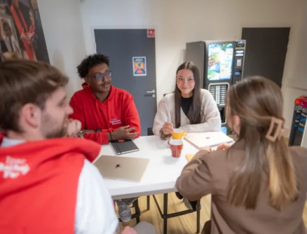 ecole-commerce-rennes-Logistique-Transport