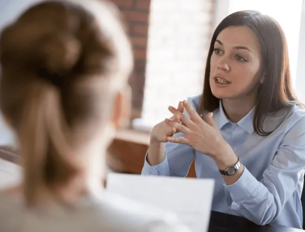 Lien-salarié-entreprise-Bachelor-Ressources-Humaines-IPAC-Bachelor-Factory-Laval-école-de-commerce