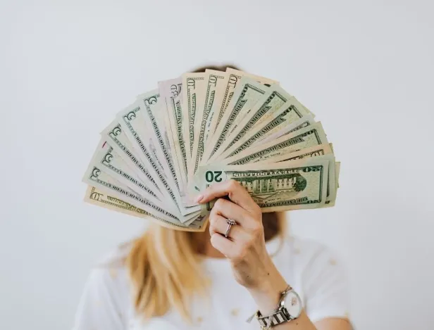 Deviens-expert-des-solutions-financières