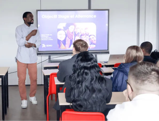 APEC-alternance-bachelor-commerce-Ipac-Bachelor-Factory-Laval-&eacute;cole-de-commerce