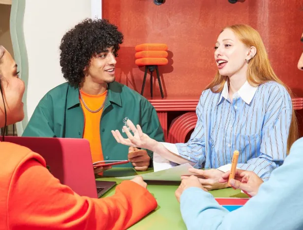 devenir-un-expert-de-la-communication-et-du-marketing