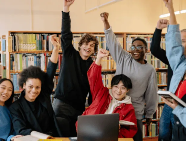 IIpac-Bachelor-Factory-Montpellier-Choisir-une-formation-apr&egrave;s-le-bac-pour-d&eacute;couvrir-le-monde-de-l&rsquo;entreprise