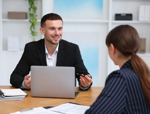 quels-m&eacute;tiers-exercer-apr&egrave;s-un-bachelor-banque-assurance