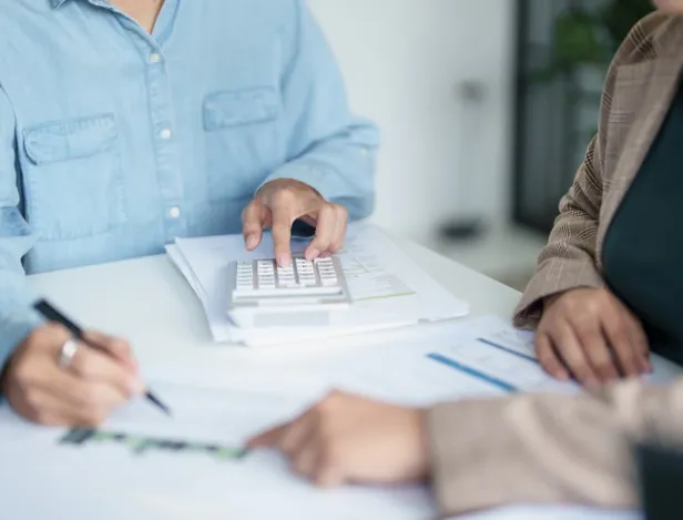 etudes-courtes-et-professionnalisantes-pourquoi-choisir-un-bachelor-banque