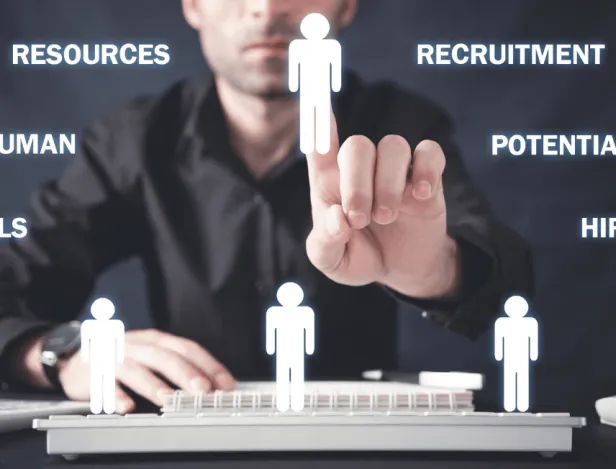 ressources-humaines-recrute-ipac-bachelor-factory-caen