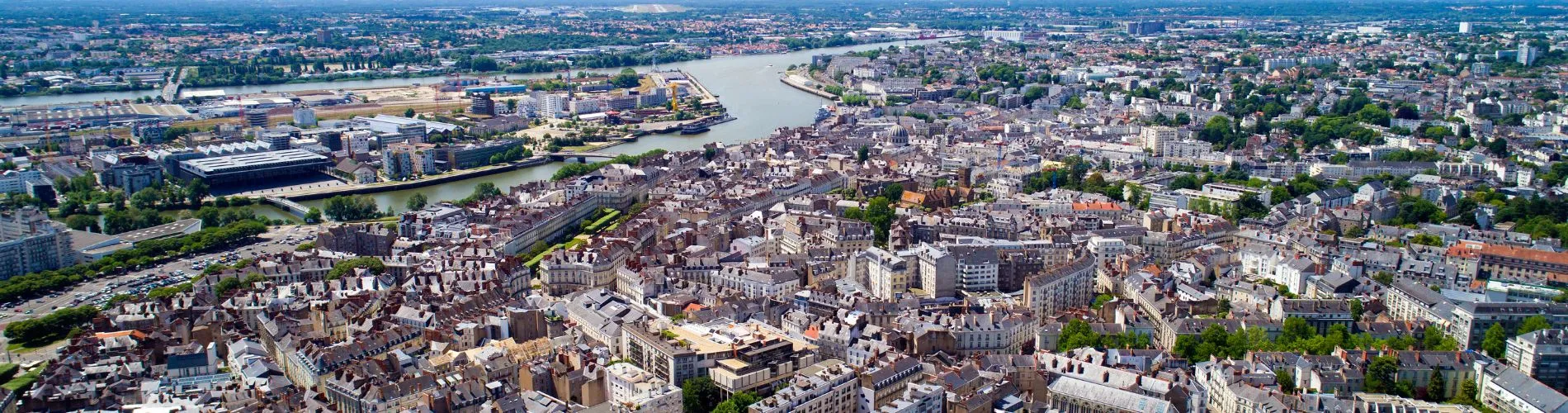 ecole-de-commerce-nantes-ipac-bachelor-factory