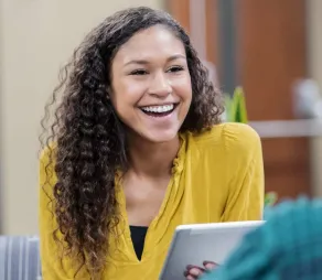 MBA-ecole-de-commerce-management-relation-sociales-strategie-RH-vignette