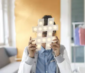 b1-ecole-de-commerce-bachelor-marketing-communication-vignette